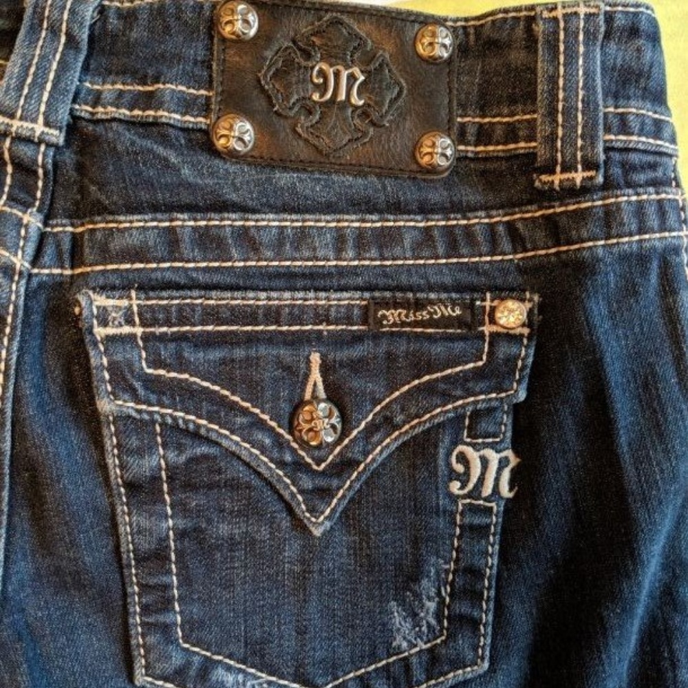 Miss Me Jeans Skinny Straight Distressed Jeans 29
